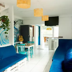  Hostal Sea Wolf Surf